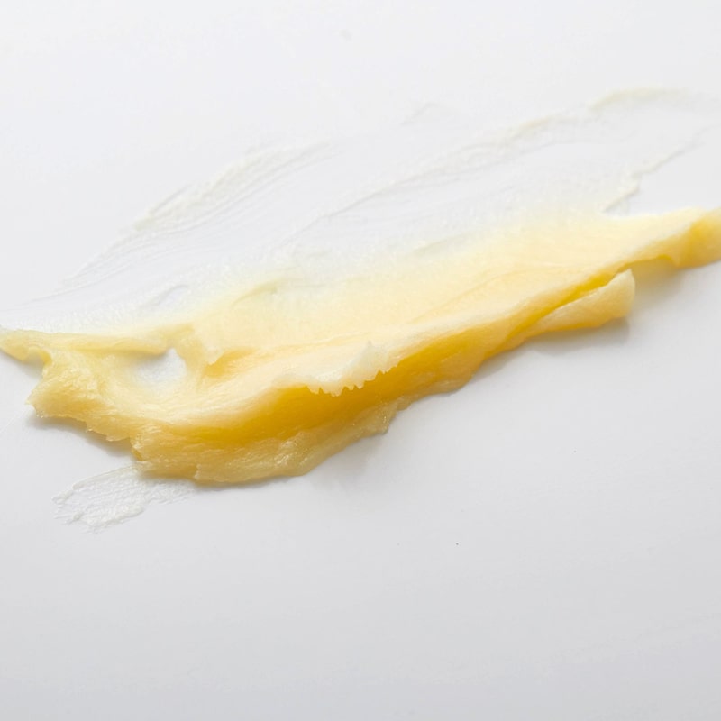 Erbaviva Belly Butter - product smear