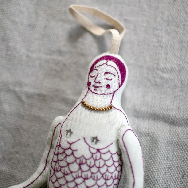 Skippy Cotton Mer Person - Lavender Scented Token (close up of product details