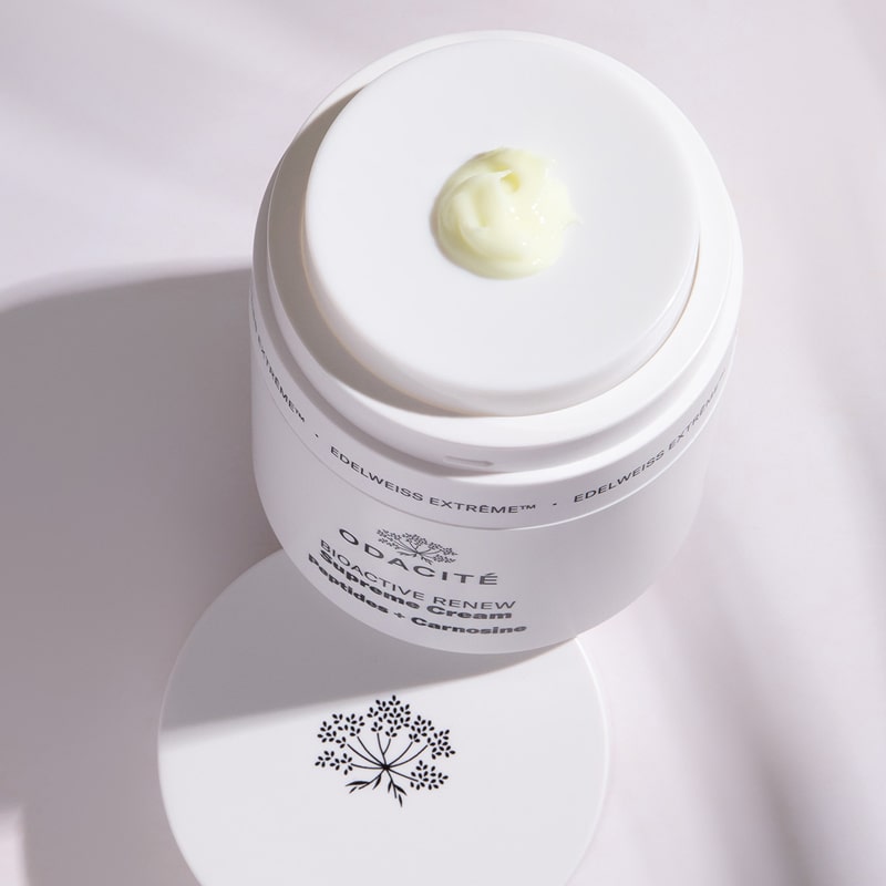 Top view of Odacite Edelweiss Extreme Bioactive Renew Supreme Cream (50 ml) show with lid off and cream on the top of the pump jar