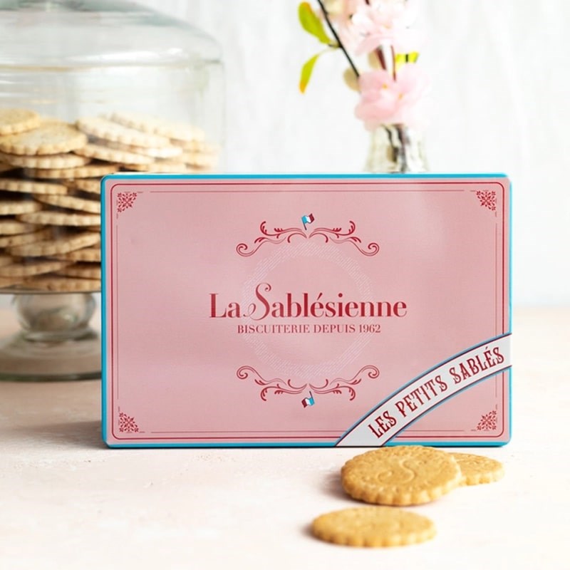 La Sablesienne "Authentic" Tin Box - Plain Butter And Caramel Chips Shortbread Cookies - products shown next to product packaging