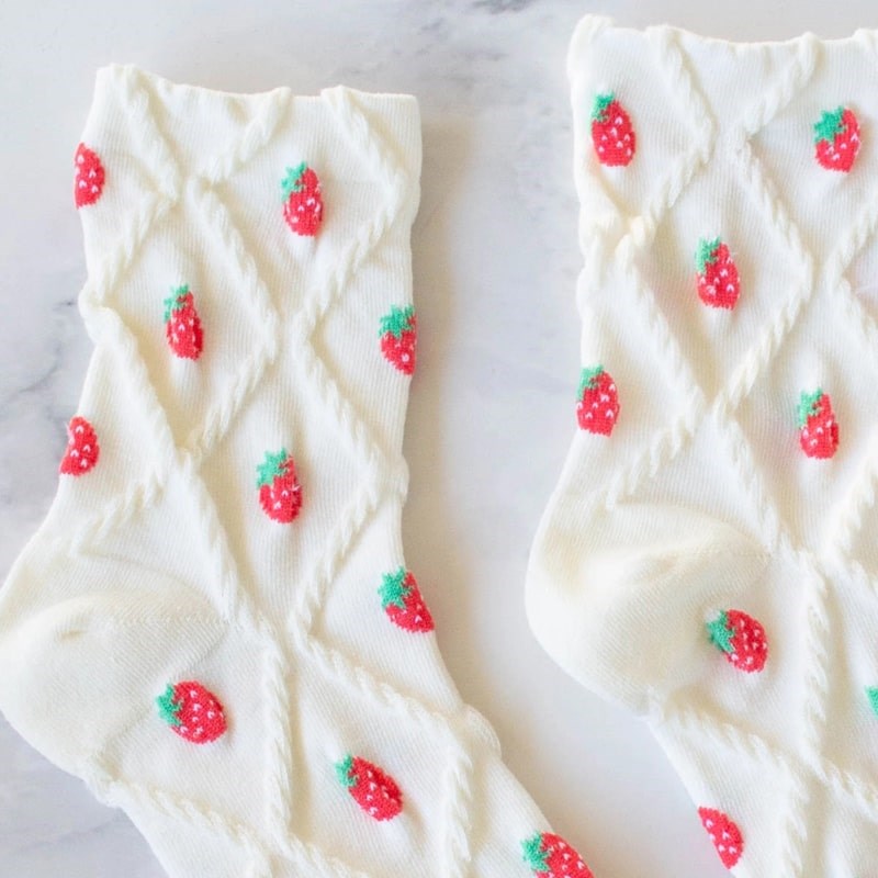 Tiepology Strawberry Diamond Shape Casual Socks - Cream Strawberry - close up of product material and design