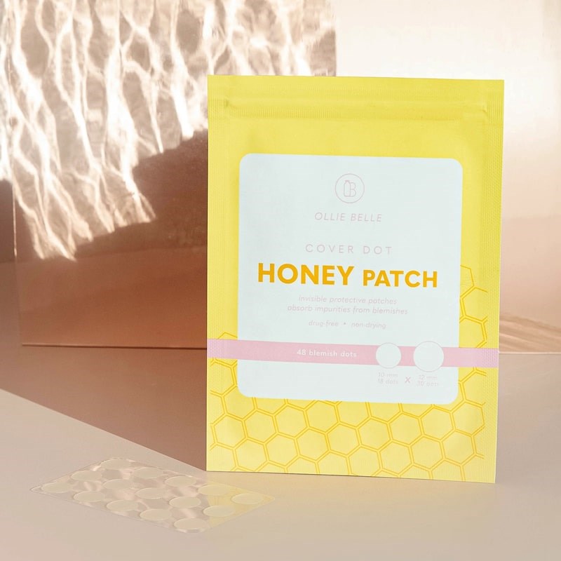 Lifestyle shot of SMARTMED Honey Acne Patch (48 patches)