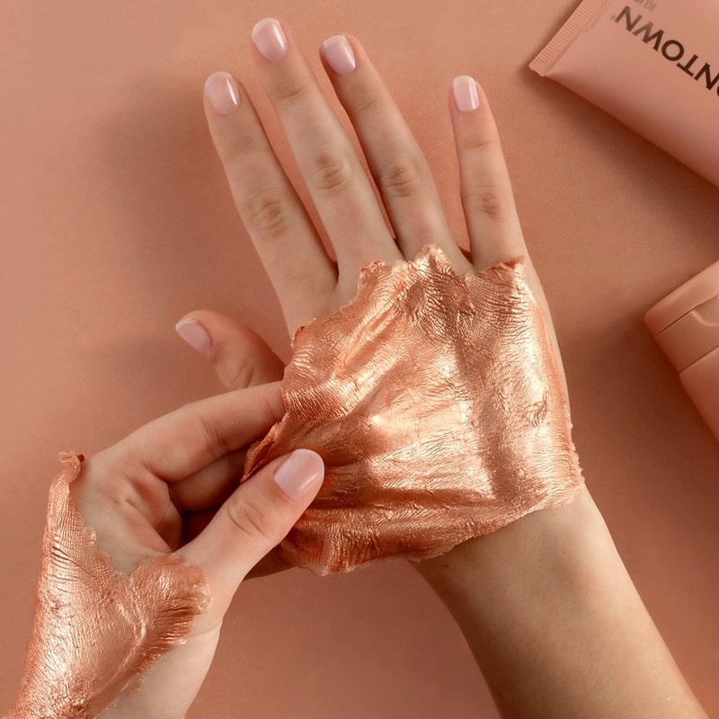 Londontown Rose Gold Hand Peel - model shown using product on hands