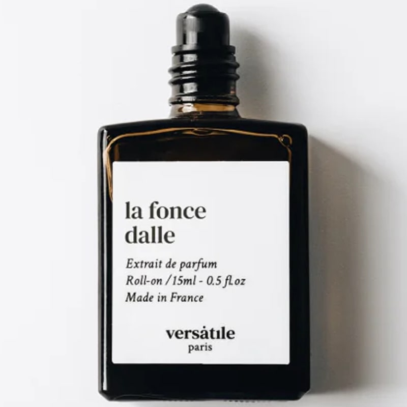 Versatile Paris La Foncedalle  Extrait De Parfum (15 ml) shown with cap off to feature the rollerball