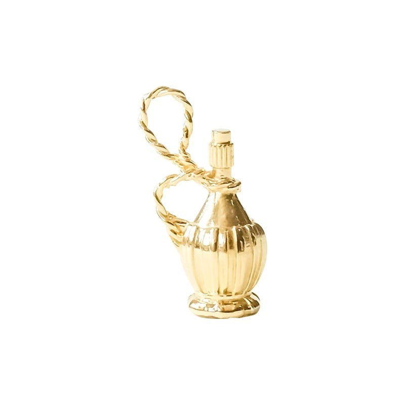 I Like It Here Club Chianti Charm - Gold (1 pc)