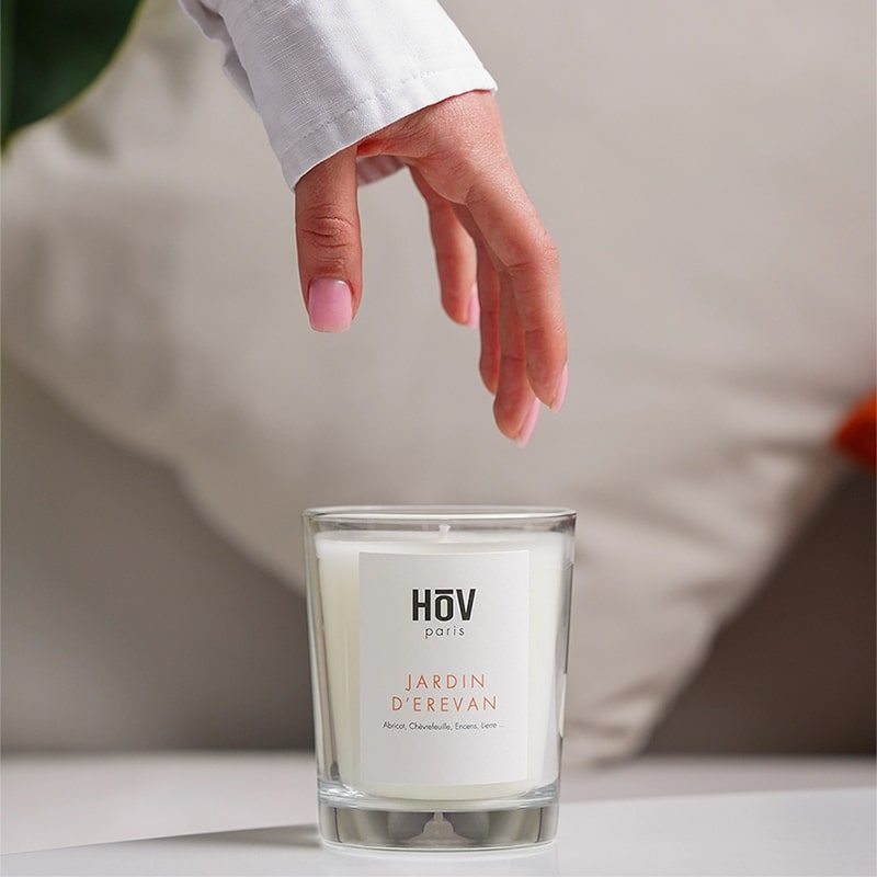 HoV Paris Scented Candle - Jardin D'Erevan (190 g) - models hand shown above product