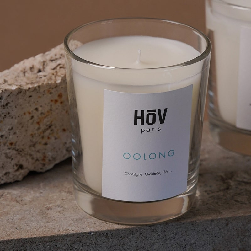 HoV Paris Scented Candle - Oolong (190 g) - product shown on stone slab