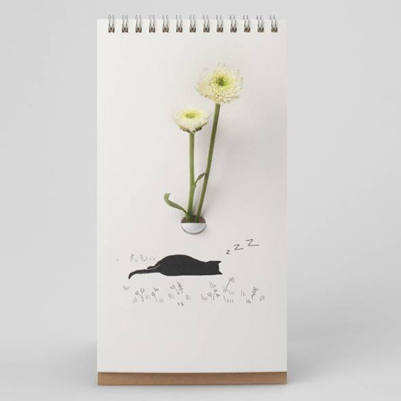 Beyond123 Cat Flip Vase (1 pc) showing cat illustration with flowers in vase